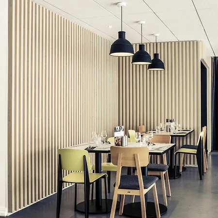 Mercure Centre Gare Otel 4*