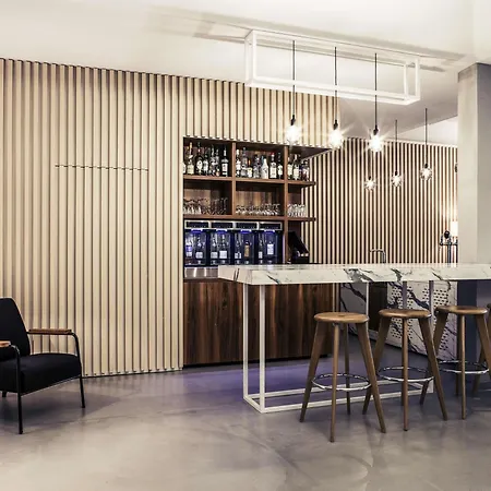 南锡中心火车站美居酒店 酒店 南锡