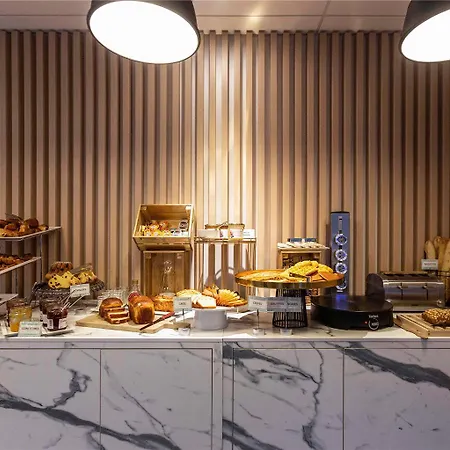 Mercure Centre Gare 4*