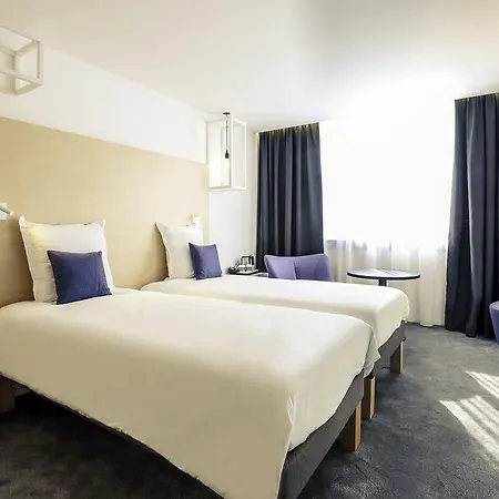 Mercure Centre Gare Hotel 4*