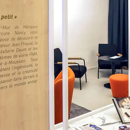 南锡中心火车站美居酒店 4*