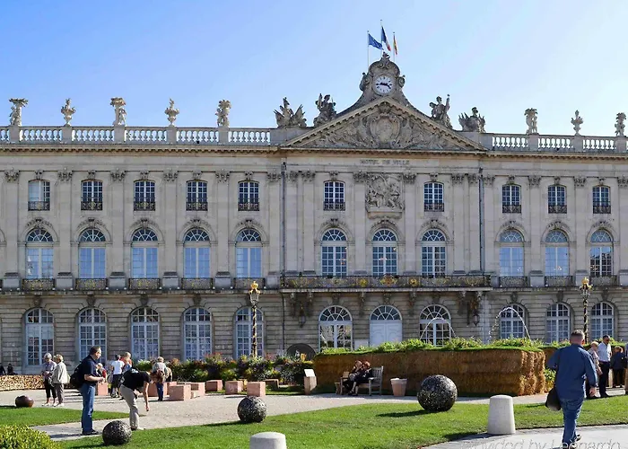 Mercure Centre Gare מלון נאנסי